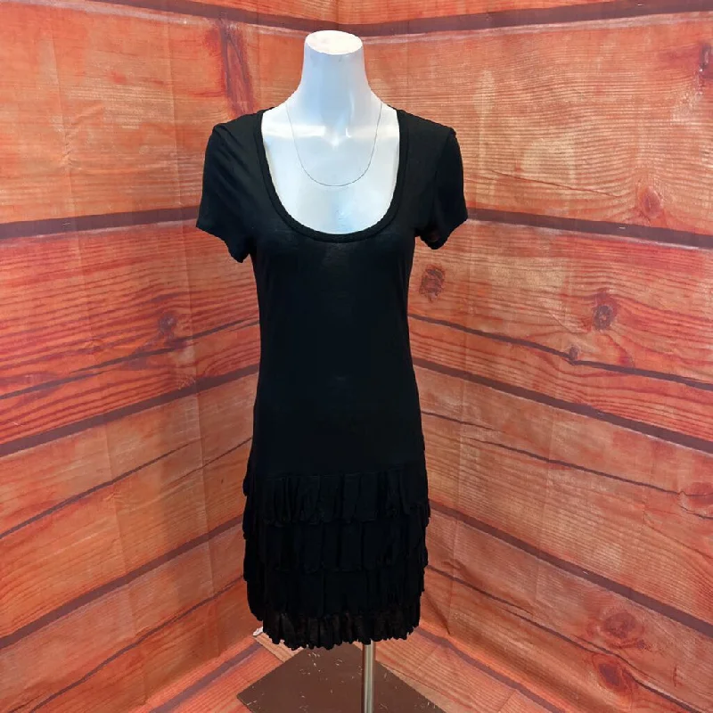 BANANA REPUBLIC BLACK TIERED DRESS SIZE SMALL TALL NWT TCC Tunics Luxurious high-end