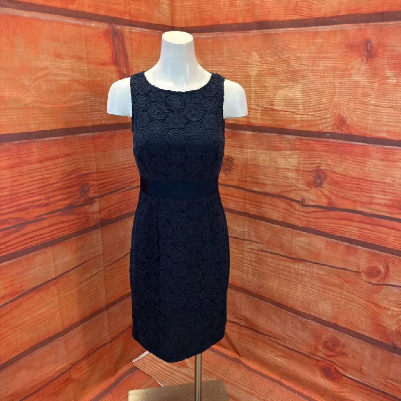 BODEN NAVY CROCHET DRESS SZ 4 TCC Tunics Versatile functional